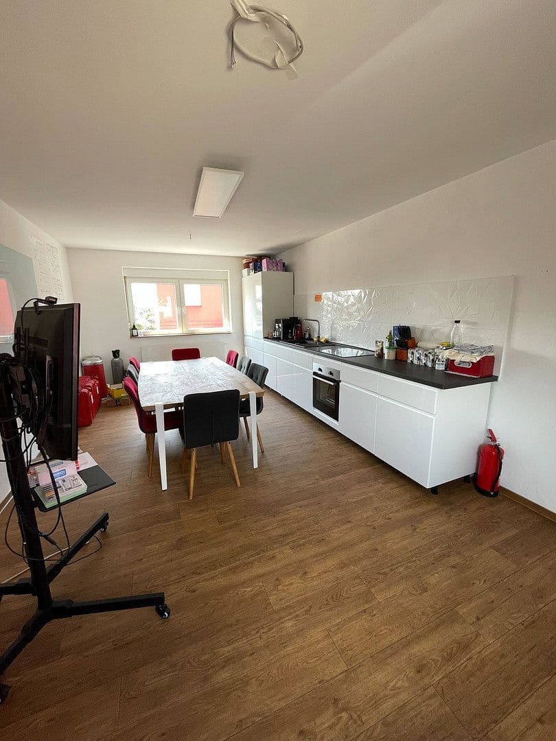 Pronájem kanceláře 130 m², Lagerstraße 12, Mannheim, Bádensko-Württembersko Pronájem kanceláře 130 m², Lagerstraße 12, Mannheim, Bádensko-Württembersko