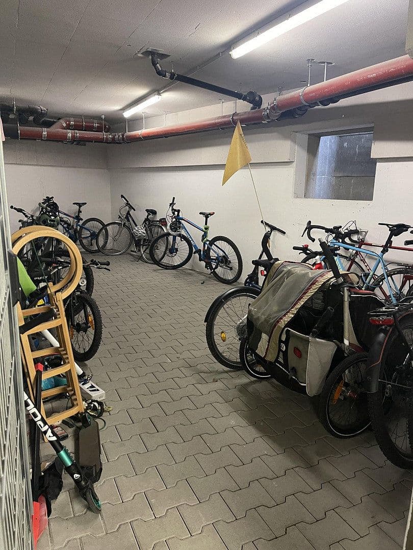 Pronájem bytu 4+1 99 m², Urbanstr. 6, Gerlingen, Bádensko-Württembersko Pronájem bytu 4+1 99 m², Urbanstr. 6, Gerlingen, Bádensko-Württembersko