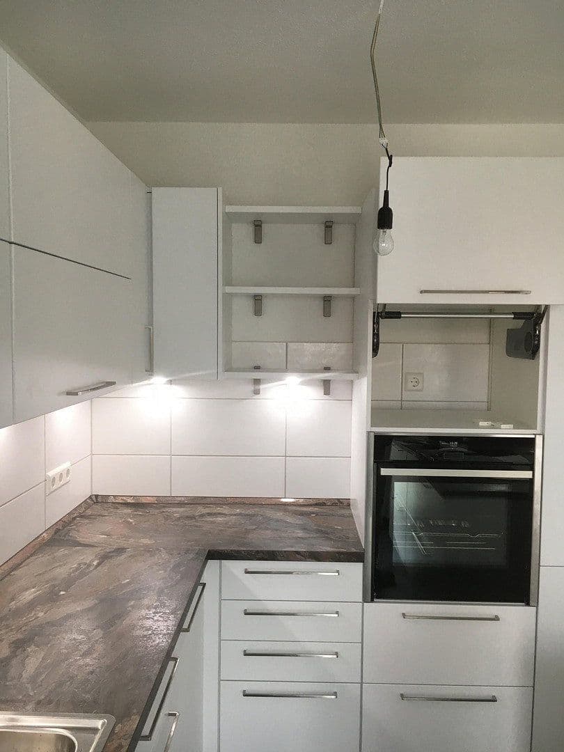 Pronájem bytu 4+1 99 m², Urbanstr. 6, Gerlingen, Bádensko-Württembersko Pronájem bytu 4+1 99 m², Urbanstr. 6, Gerlingen, Bádensko-Württembersko