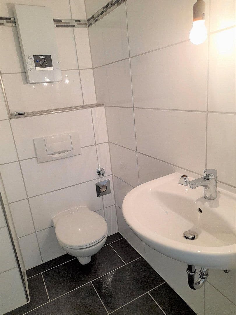 Pronájem bytu 3+1 70 m², Marktstraße 6, Solingen, Severní Porýní-Vestfálsko Pronájem bytu 3+1 70 m², Marktstraße 6, Solingen, Severní Porýní-Vestfálsko