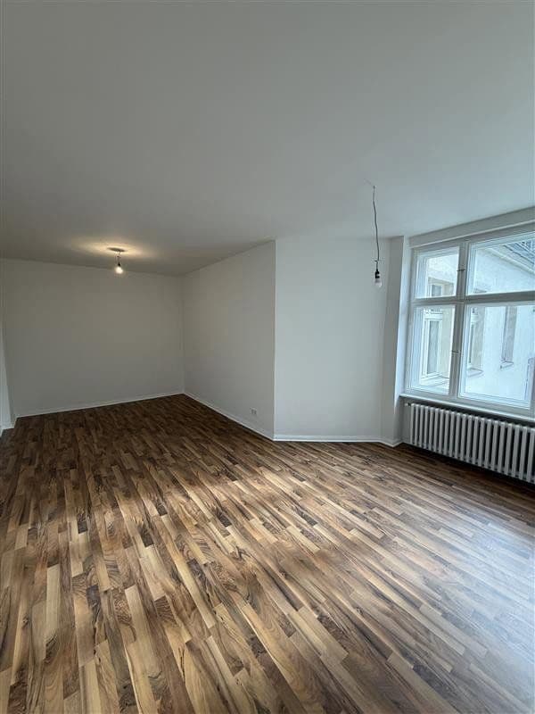 Pronájem bytu 2+1 63 m², Friedrich-Wilhelm-Straße 95, Berlin, Berlín Pronájem bytu 2+1 63 m², Friedrich-Wilhelm-Straße 95, Berlin, Berlín