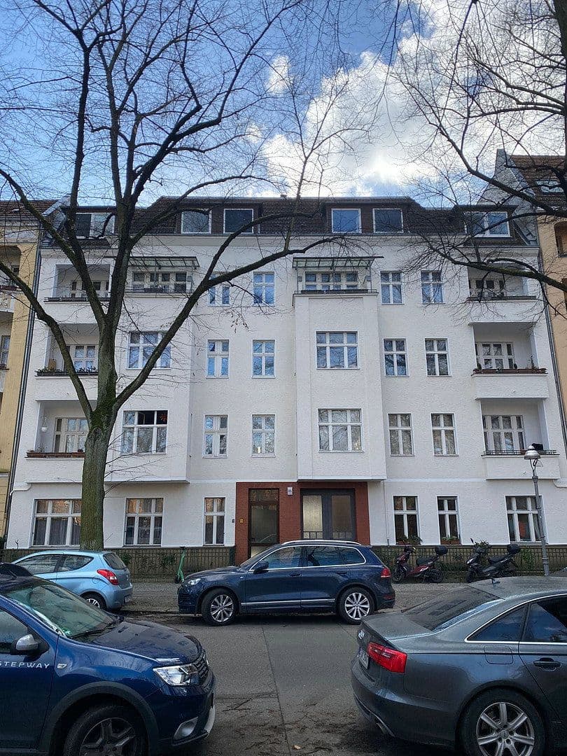 Pronájem bytu 2+1 63 m², Friedrich-Wilhelm-Straße 95, Berlin, Berlín Pronájem bytu 2+1 63 m², Friedrich-Wilhelm-Straße 95, Berlin, Berlín