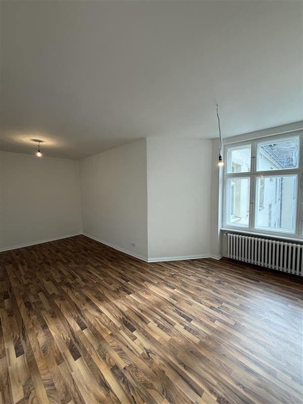Pronájem bytu 2+1 63 m², Friedrich-Wilhelm-Straße 95, Berlin, Berlín Pronájem bytu 2+1 63 m², Friedrich-Wilhelm-Straße 95, Berlin, Berlín