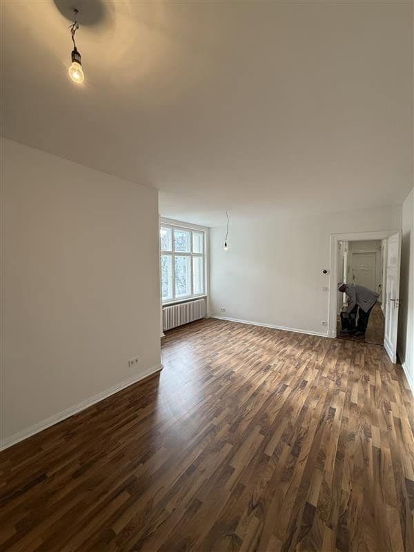 Pronájem bytu 2+1 63 m², Friedrich-Wilhelm-Straße 95, Berlin, Berlín Pronájem bytu 2+1 63 m², Friedrich-Wilhelm-Straße 95, Berlin, Berlín