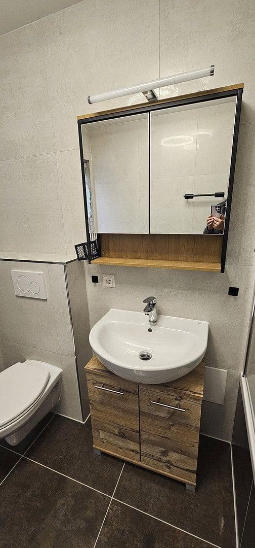 Pronájem bytu 1+1 24 m², Großbettlingen, Bádensko-Württembersko Pronájem bytu 1+1 24 m², Großbettlingen, Bádensko-Württembersko