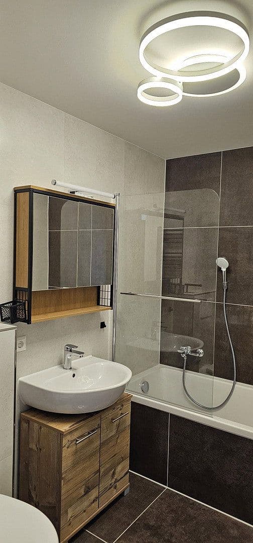 Pronájem bytu 1+1 24 m², Großbettlingen, Bádensko-Württembersko Pronájem bytu 1+1 24 m², Großbettlingen, Bádensko-Württembersko