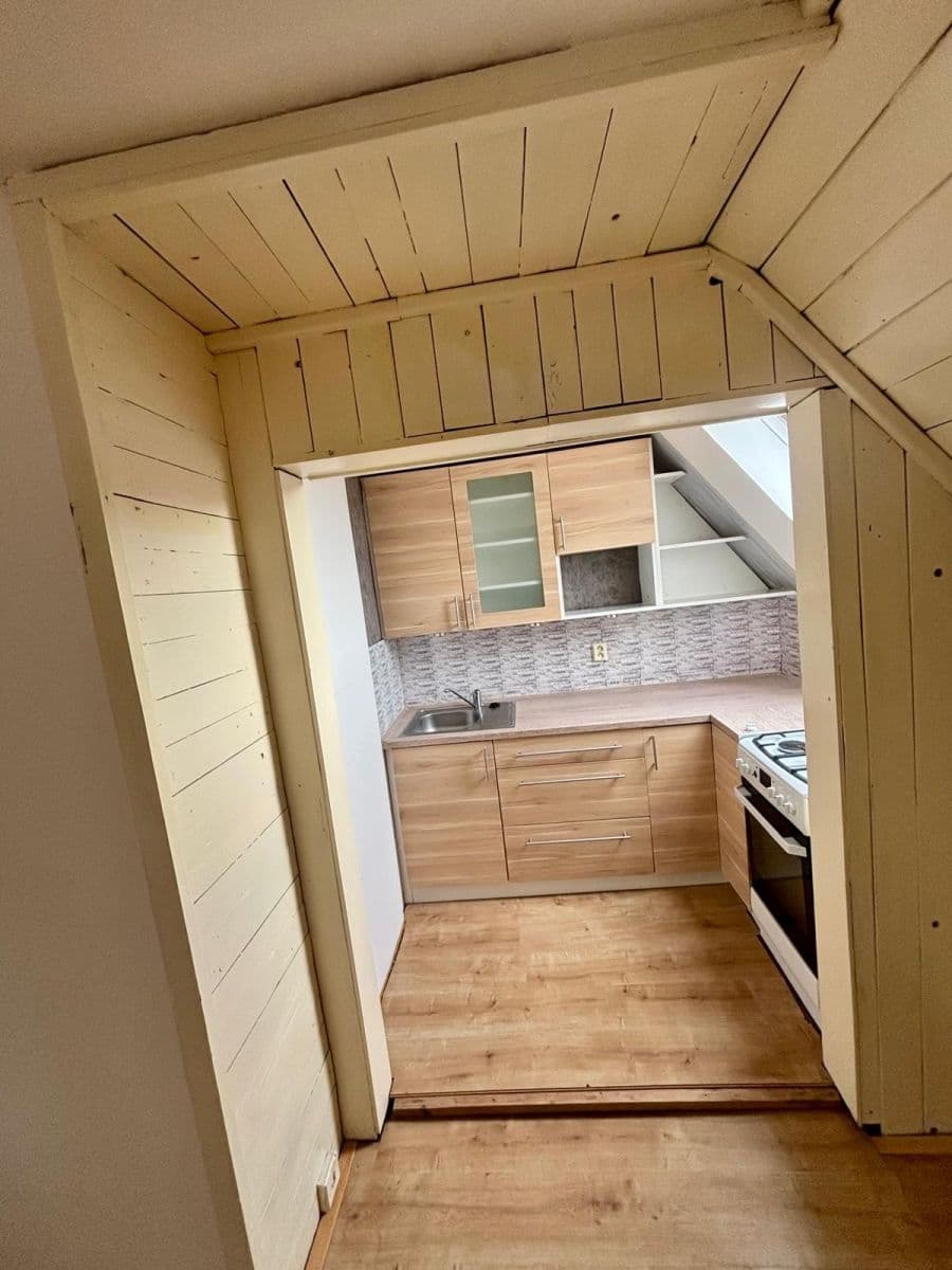 Pronájem bytu 2+1 56 m², Podkrušnohorská, Litvínov, Ústecký kraj Pronájem bytu 2+1 56 m², Podkrušnohorská, Litvínov, Ústecký kraj