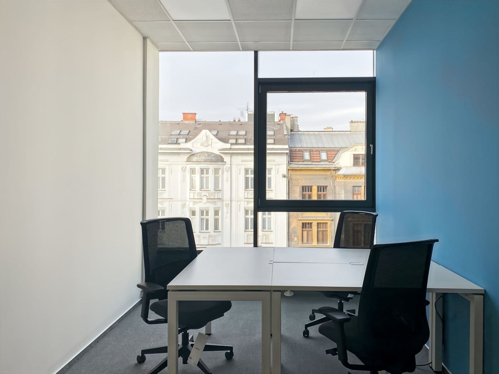 Pronájem kanceláře 8 m², Masarykovo náměstí, Ostrava, Moravskoslezský kraj Pronájem kanceláře 8 m², Masarykovo náměstí, Ostrava, Moravskoslezský kraj