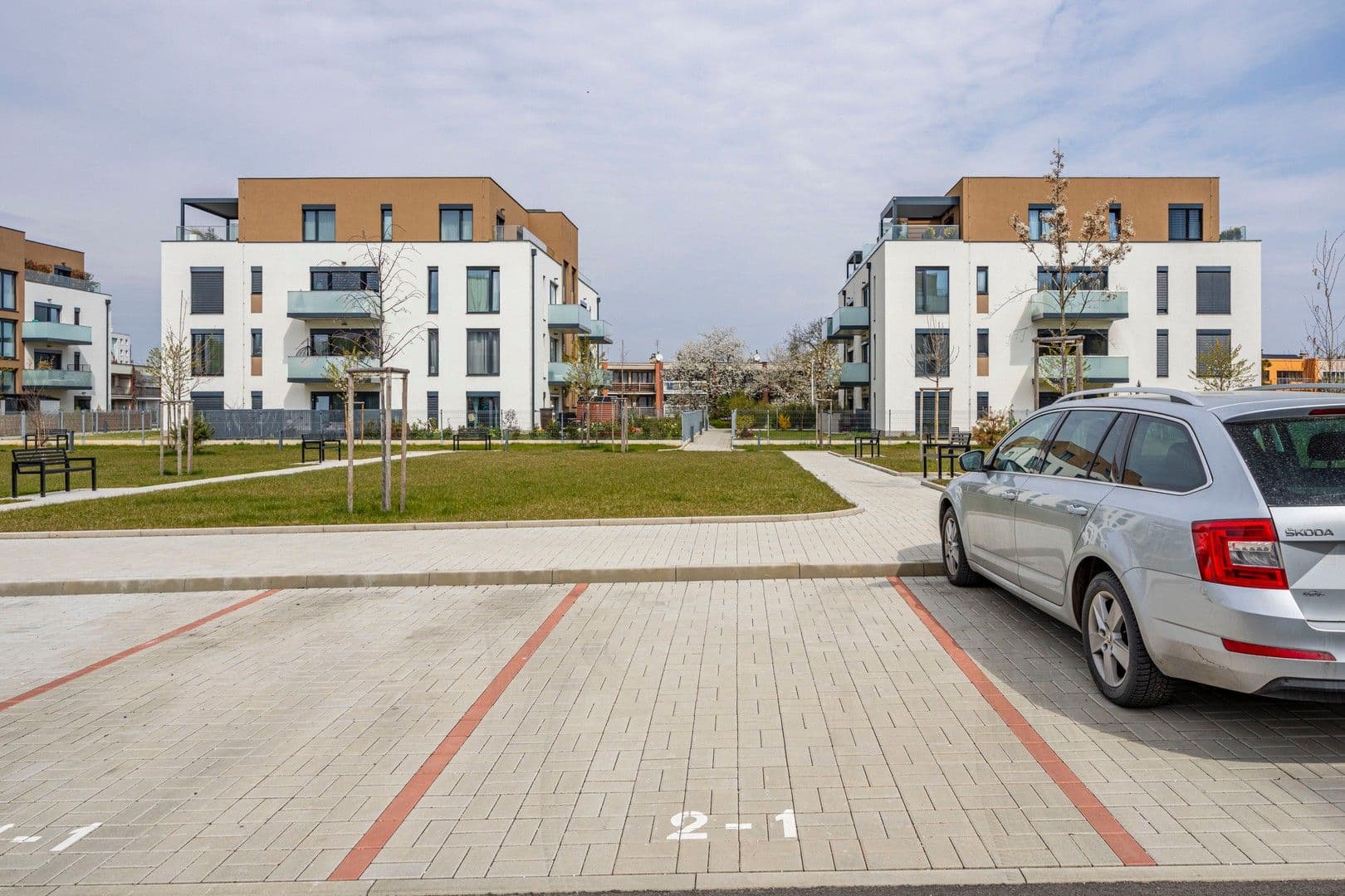 Pronájem bytu 2+kk 42 m², Pekařova, Praha, Praha Pronájem bytu 2+kk 42 m², Pekařova, Praha, Praha