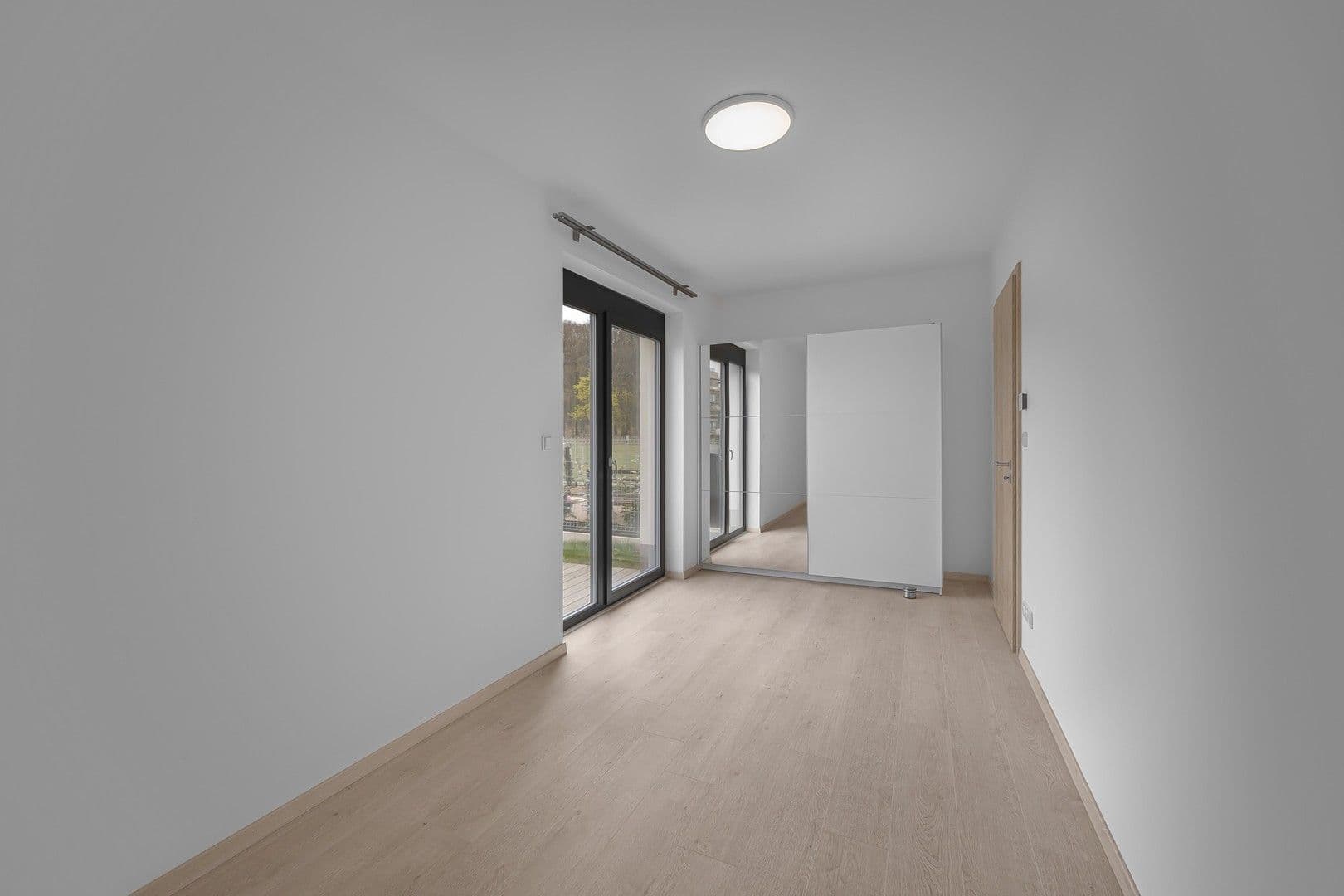 Pronájem bytu 2+kk 42 m², Pekařova, Praha, Praha Pronájem bytu 2+kk 42 m², Pekařova, Praha, Praha