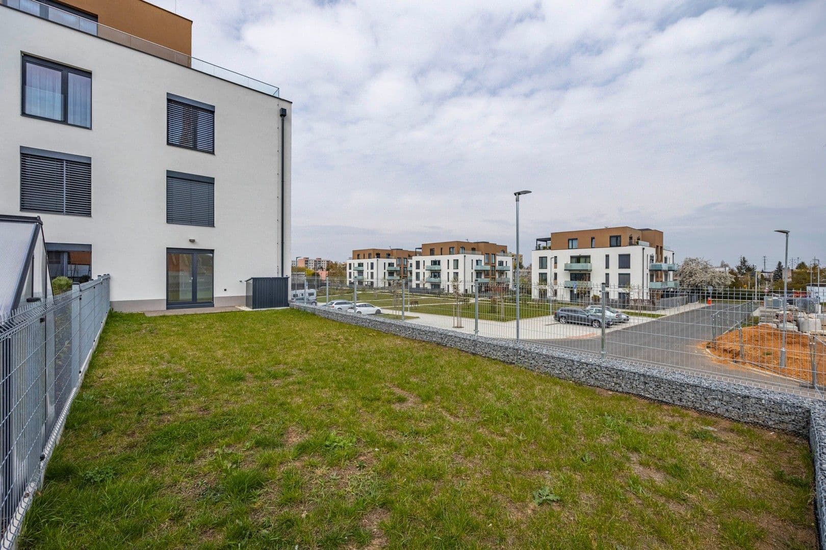 Pronájem bytu 2+kk 42 m², Pekařova, Praha, Praha Pronájem bytu 2+kk 42 m², Pekařova, Praha, Praha