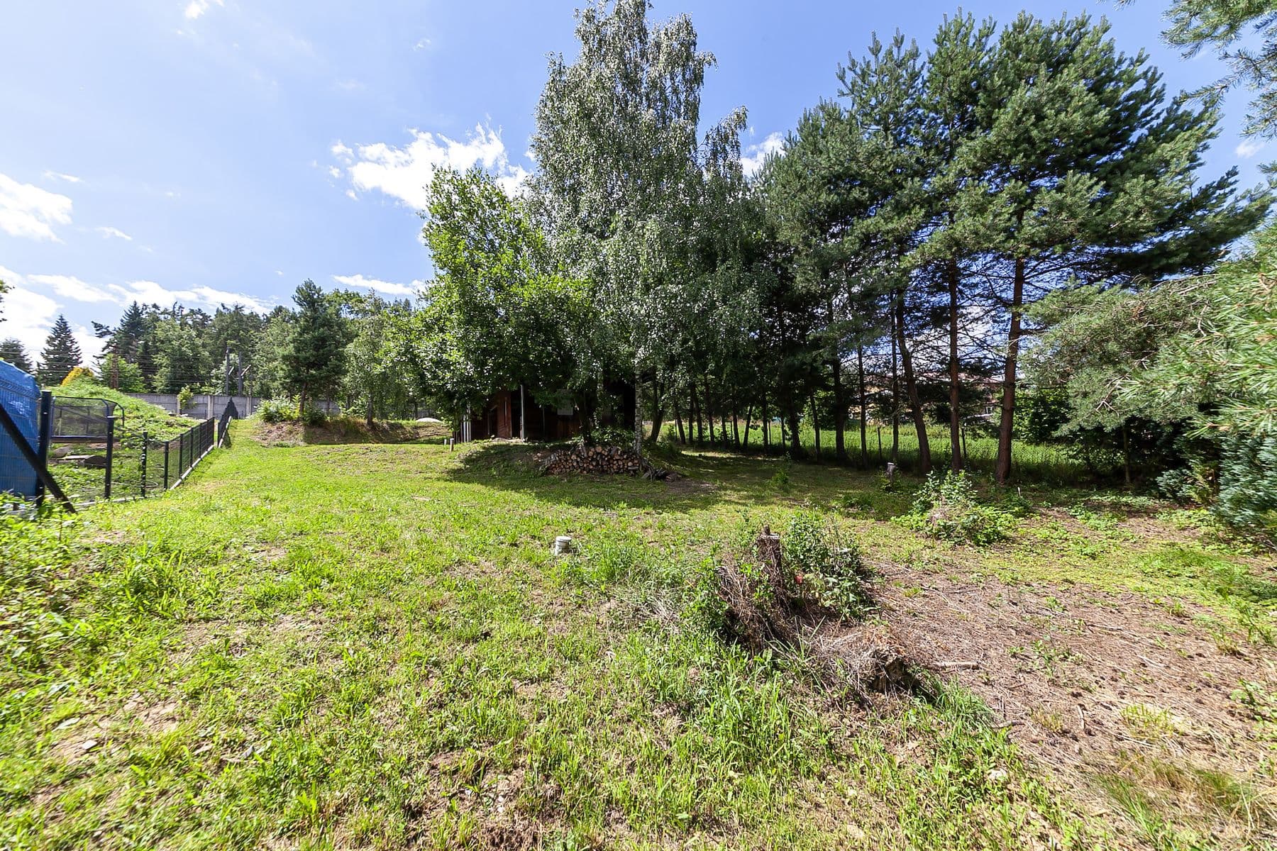 Prodej pozemku 1.468 m², V Jedlovci, Všestary, Středočeský kraj Prodej pozemku 1.468 m², V Jedlovci, Všestary, Středočeský kraj