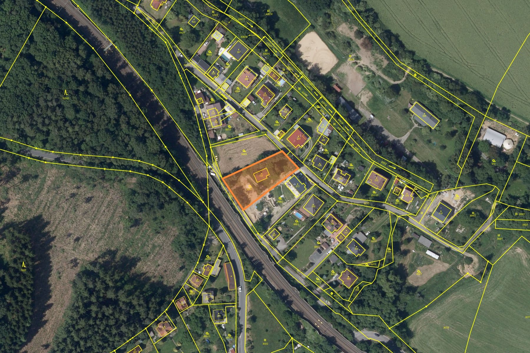 Prodej pozemku 1.468 m², V Jedlovci, Všestary, Středočeský kraj Prodej pozemku 1.468 m², V Jedlovci, Všestary, Středočeský kraj