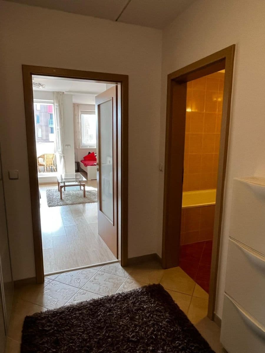 Pronájem bytu 2+kk 41 m², Vorařská, Praha, Praha Pronájem bytu 2+kk 41 m², Vorařská, Praha, Praha
