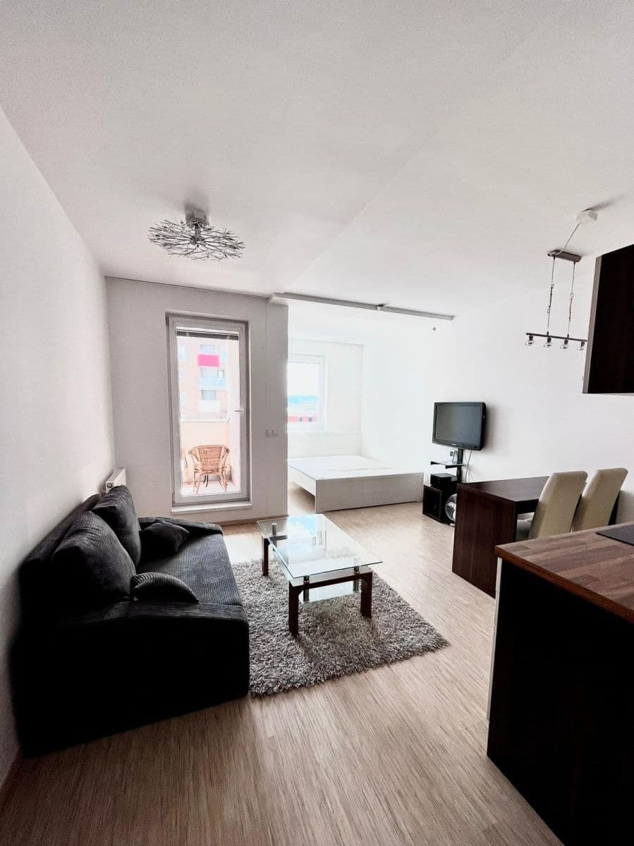 Pronájem bytu 2+kk 41 m², Vorařská, Praha, Praha Pronájem bytu 2+kk 41 m², Vorařská, Praha, Praha