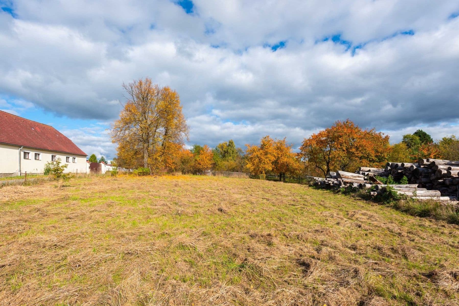 Prodej pozemku 3.200 m², Chotoviny, Jihočeský kraj Prodej pozemku 3.200 m², Chotoviny, Jihočeský kraj