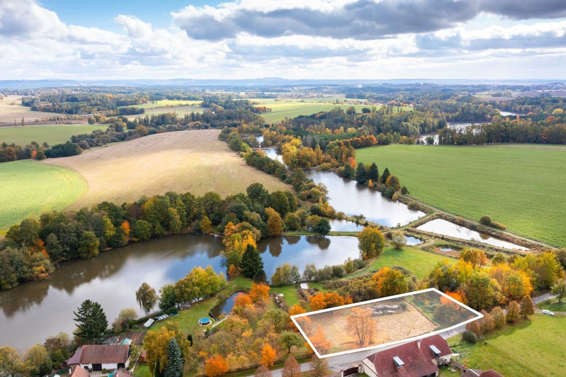 Prodej pozemku 3.200 m², Chotoviny, Jihočeský kraj Prodej pozemku 3.200 m², Chotoviny, Jihočeský kraj