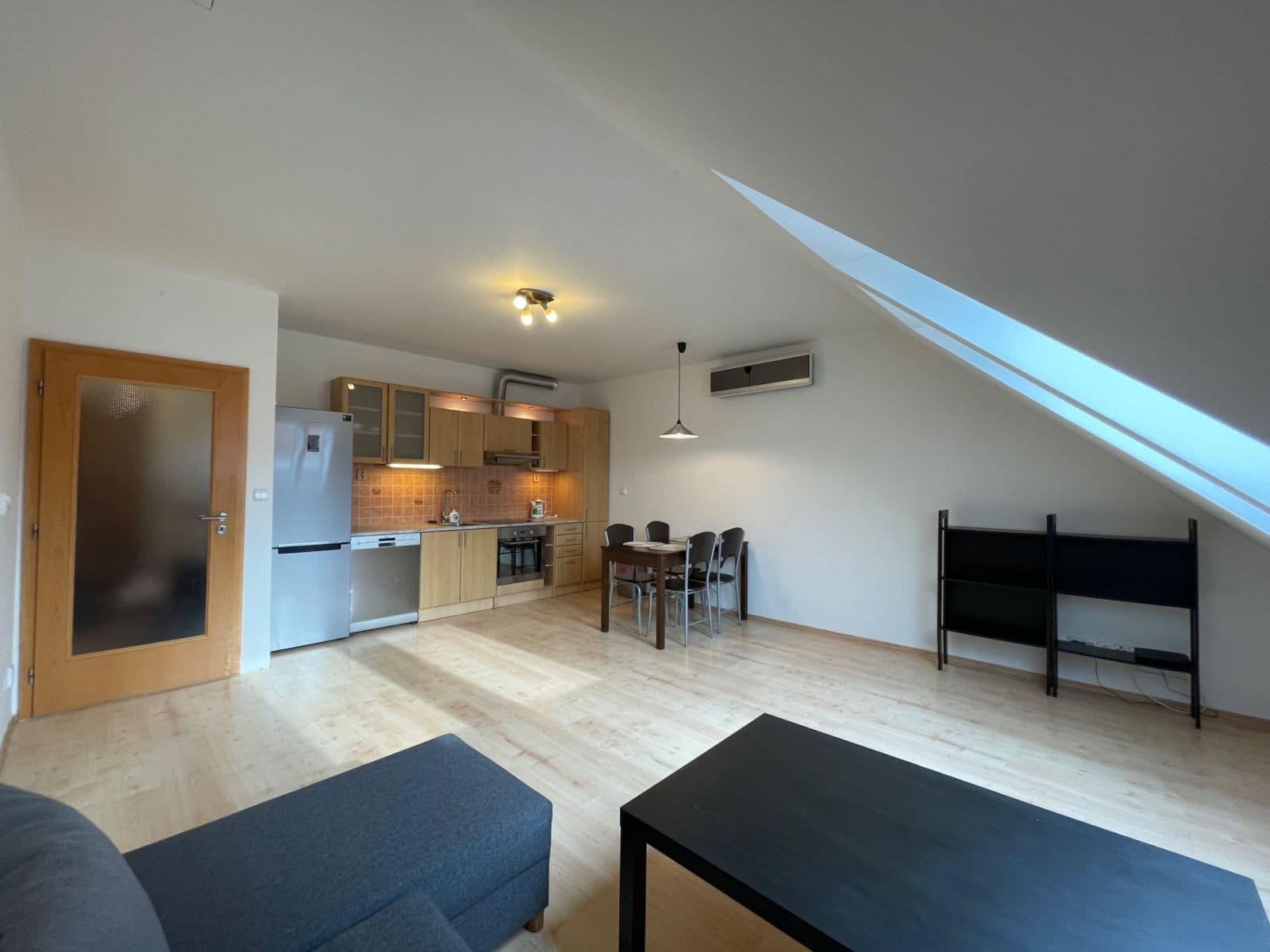Pronájem bytu 2+kk 55 m², Sudoměřská, Praha, Praha Pronájem bytu 2+kk 55 m², Sudoměřská, Praha, Praha