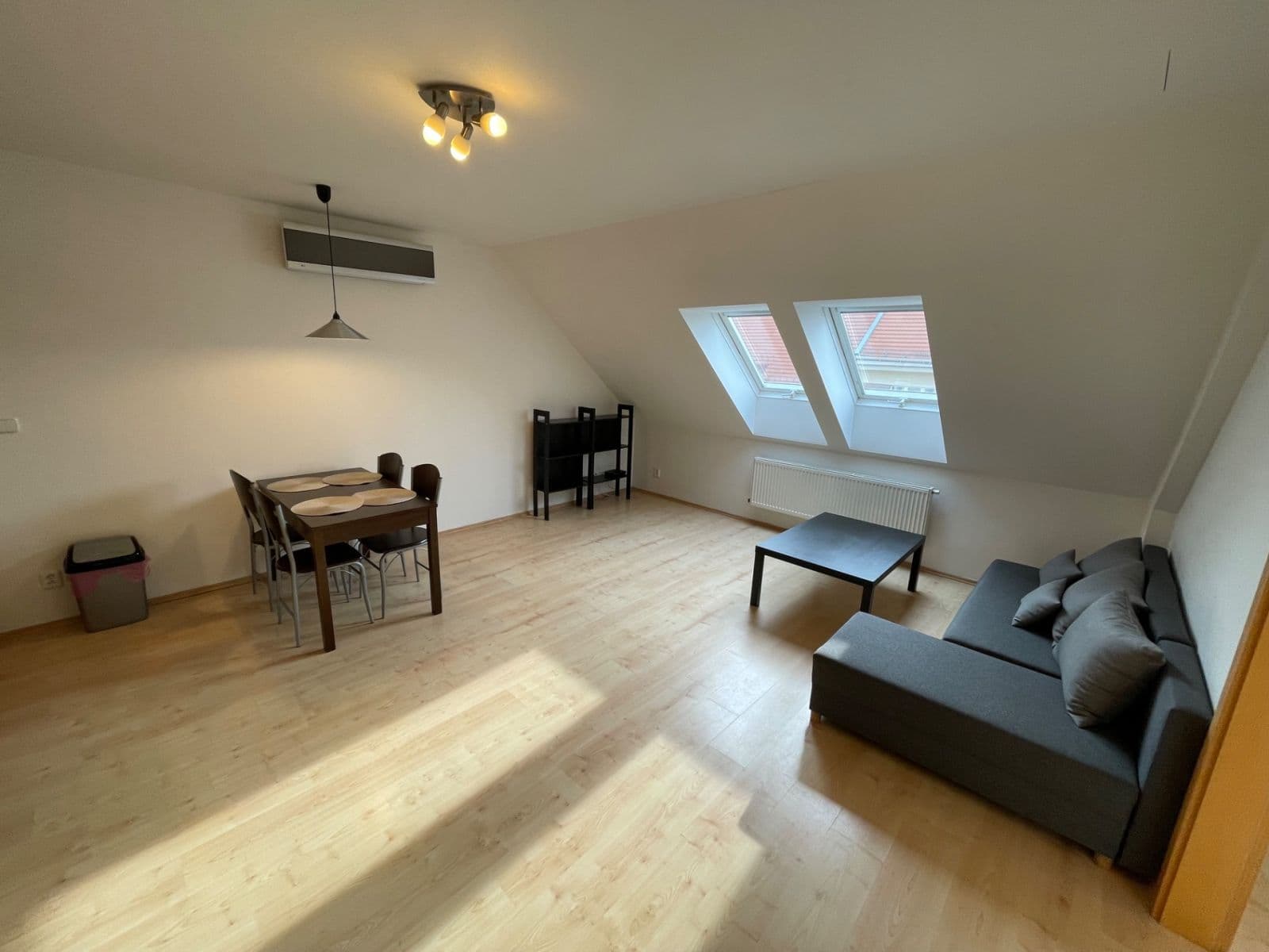 Pronájem bytu 2+kk 55 m², Sudoměřská, Praha, Praha Pronájem bytu 2+kk 55 m², Sudoměřská, Praha, Praha