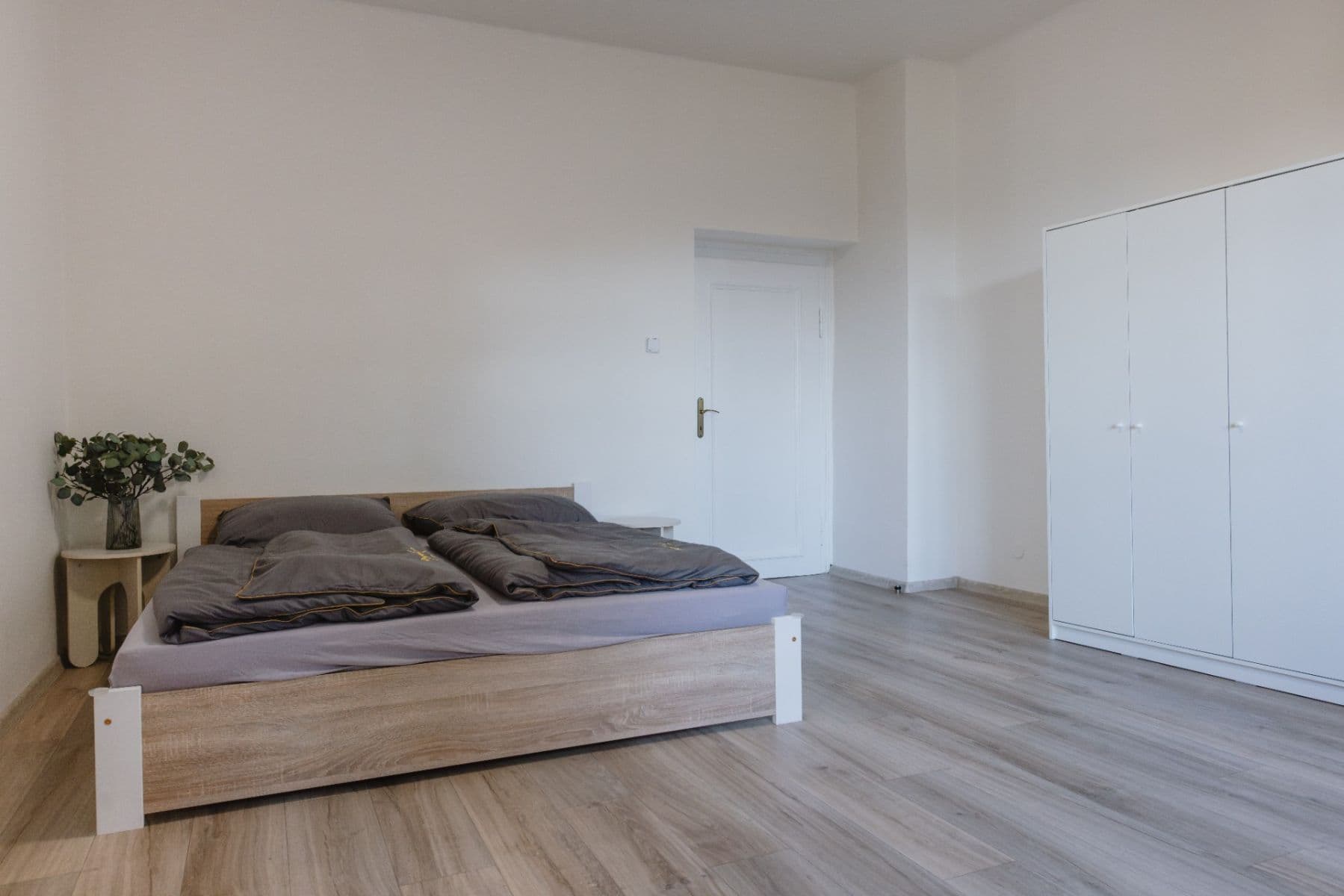 Pronájem bytu 3+1 100 m², Na Perštýně, Liberec, Liberecký kraj Pronájem bytu 3+1 100 m², Na Perštýně, Liberec, Liberecký kraj