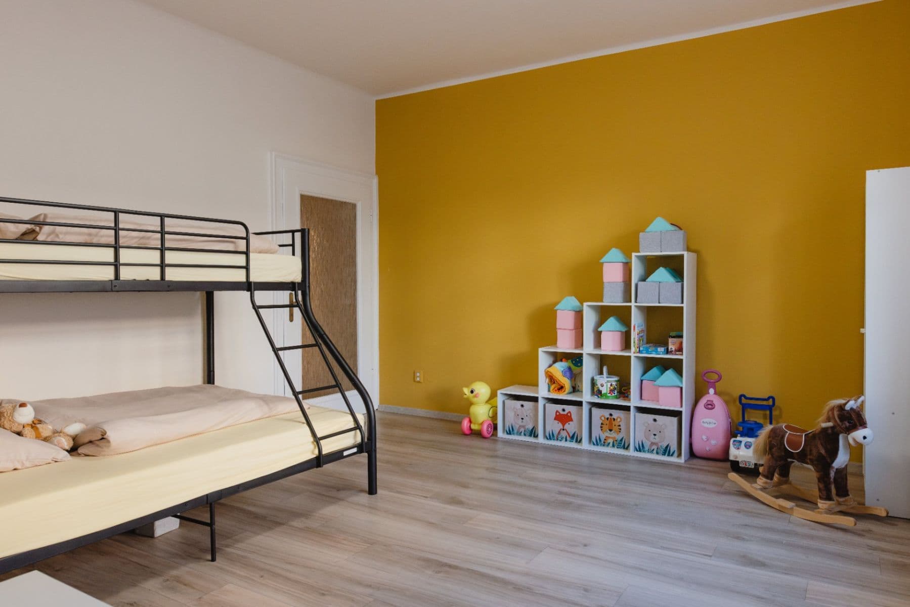 Pronájem bytu 3+1 100 m², Na Perštýně, Liberec, Liberecký kraj Pronájem bytu 3+1 100 m², Na Perštýně, Liberec, Liberecký kraj