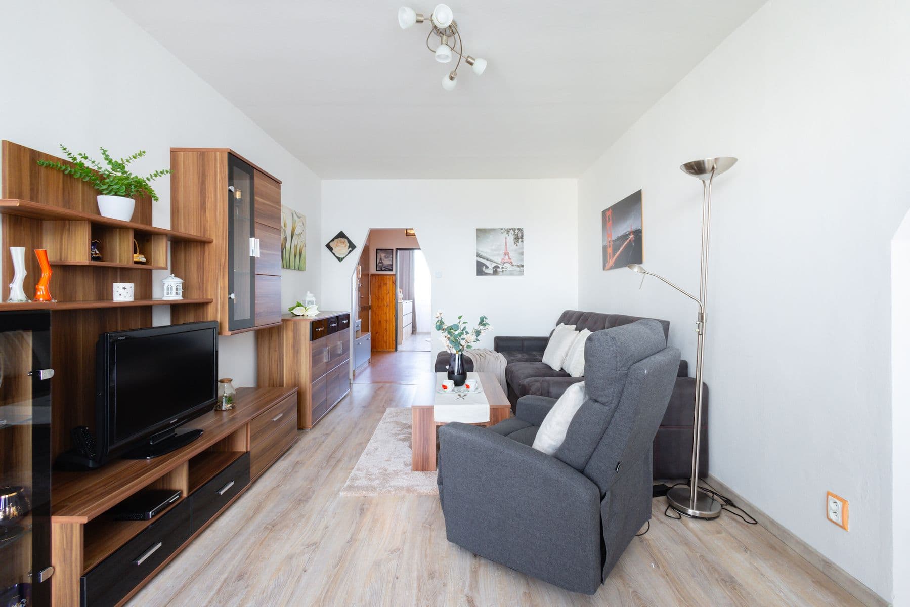 Prodej bytu 3+1 75 m², Jablonecká, Praha, Praha Prodej bytu 3+1 75 m², Jablonecká, Praha, Praha