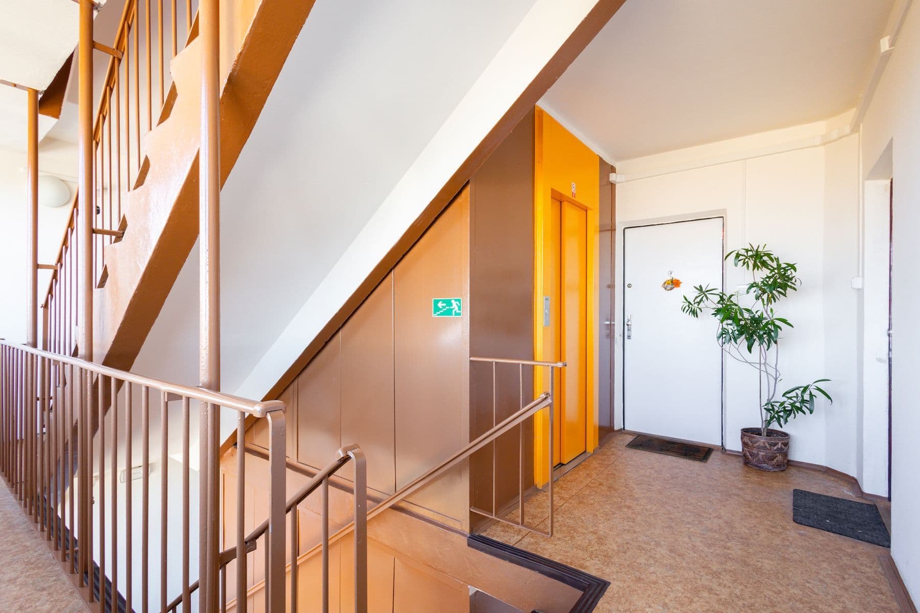 Prodej bytu 3+1 75 m², Jablonecká, Praha, Praha Prodej bytu 3+1 75 m², Jablonecká, Praha, Praha