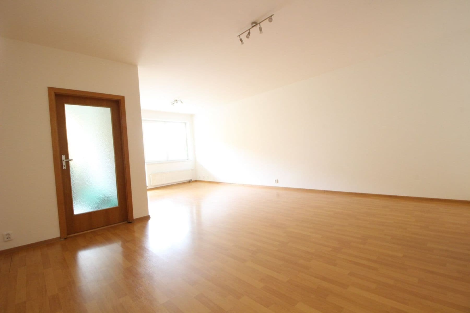 Pronájem bytu 3+1 93 m², Velká skála, Praha, Praha Pronájem bytu 3+1 93 m², Velká skála, Praha, Praha