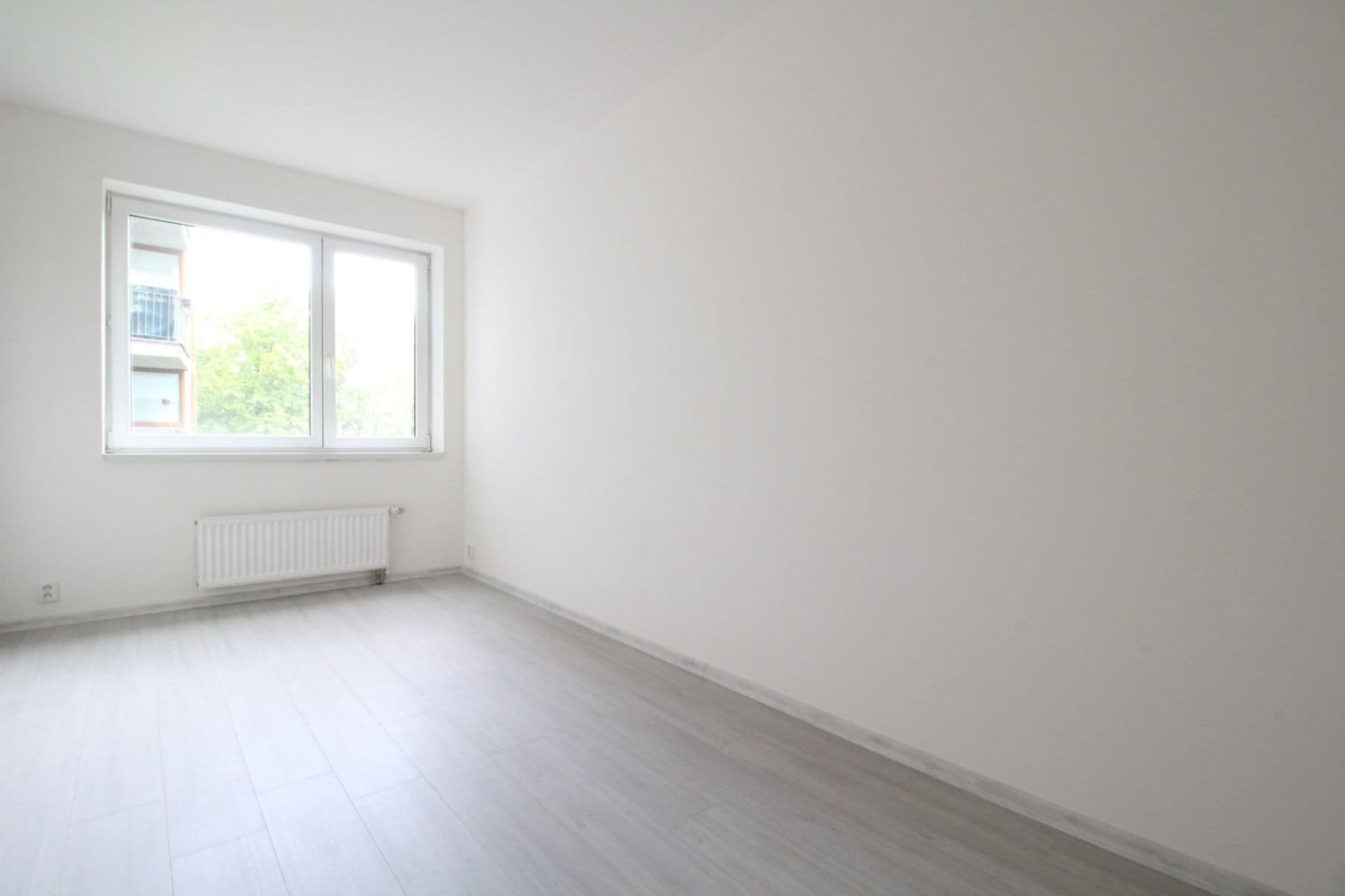 Pronájem bytu 3+1 93 m², Velká skála, Praha, Praha Pronájem bytu 3+1 93 m², Velká skála, Praha, Praha