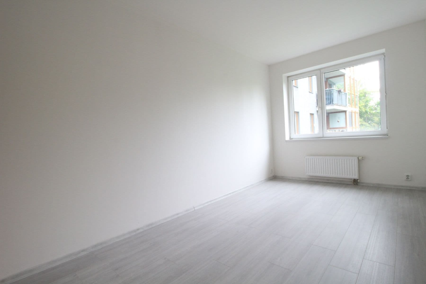 Pronájem bytu 3+1 93 m², Velká skála, Praha, Praha Pronájem bytu 3+1 93 m², Velká skála, Praha, Praha