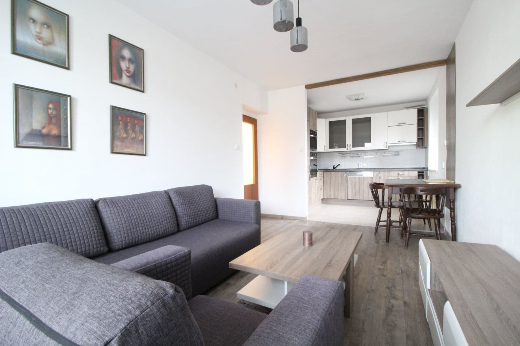 Pronájem bytu 2+kk 55 m², Hrušovická, Praha, Praha Pronájem bytu 2+kk 55 m², Hrušovická, Praha, Praha