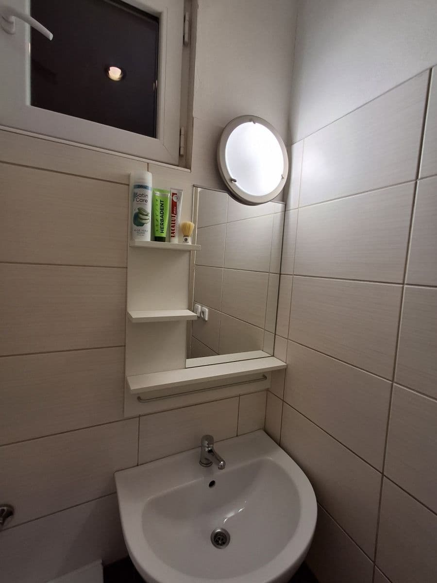 Pronájem bytu 2+kk 53 m², Táboritská, Praha, Praha Pronájem bytu 2+kk 53 m², Táboritská, Praha, Praha