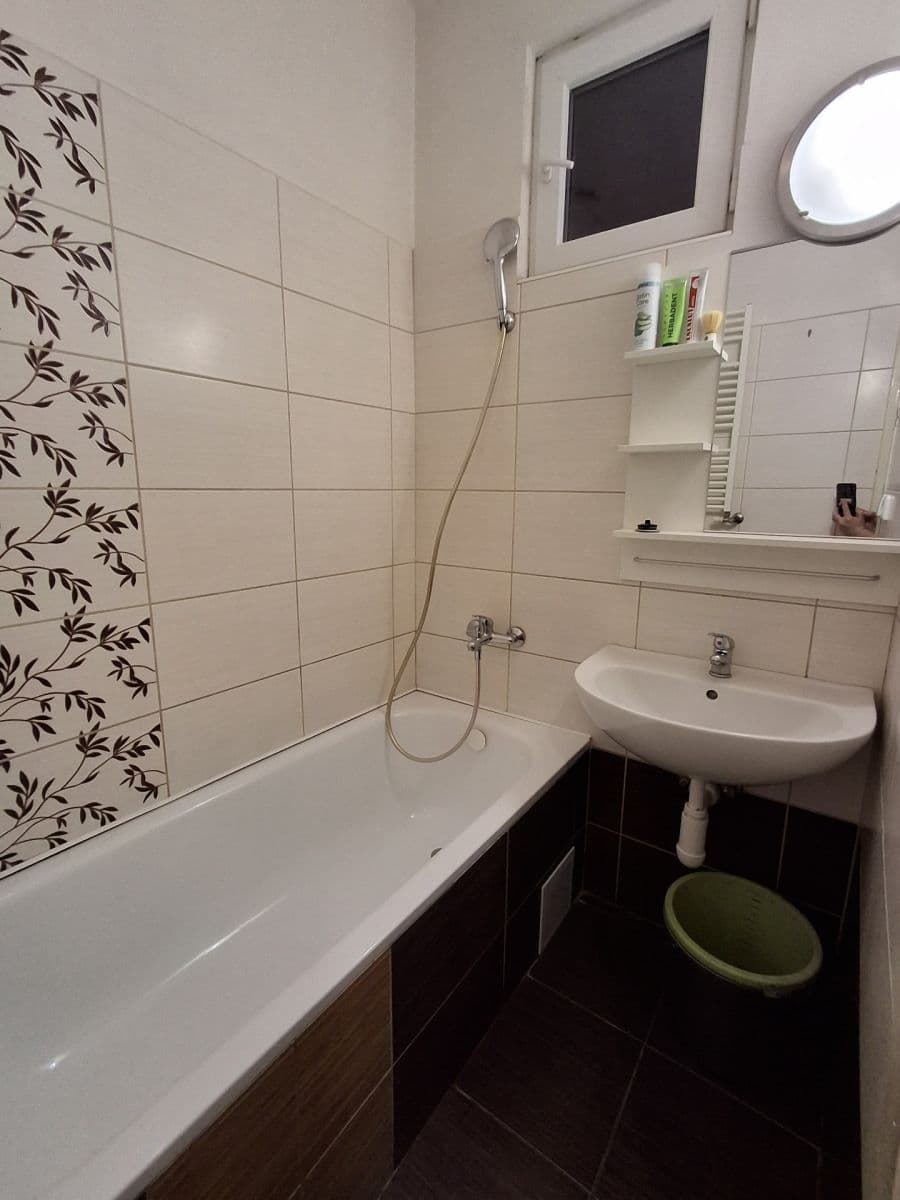 Pronájem bytu 2+kk 53 m², Táboritská, Praha, Praha Pronájem bytu 2+kk 53 m², Táboritská, Praha, Praha