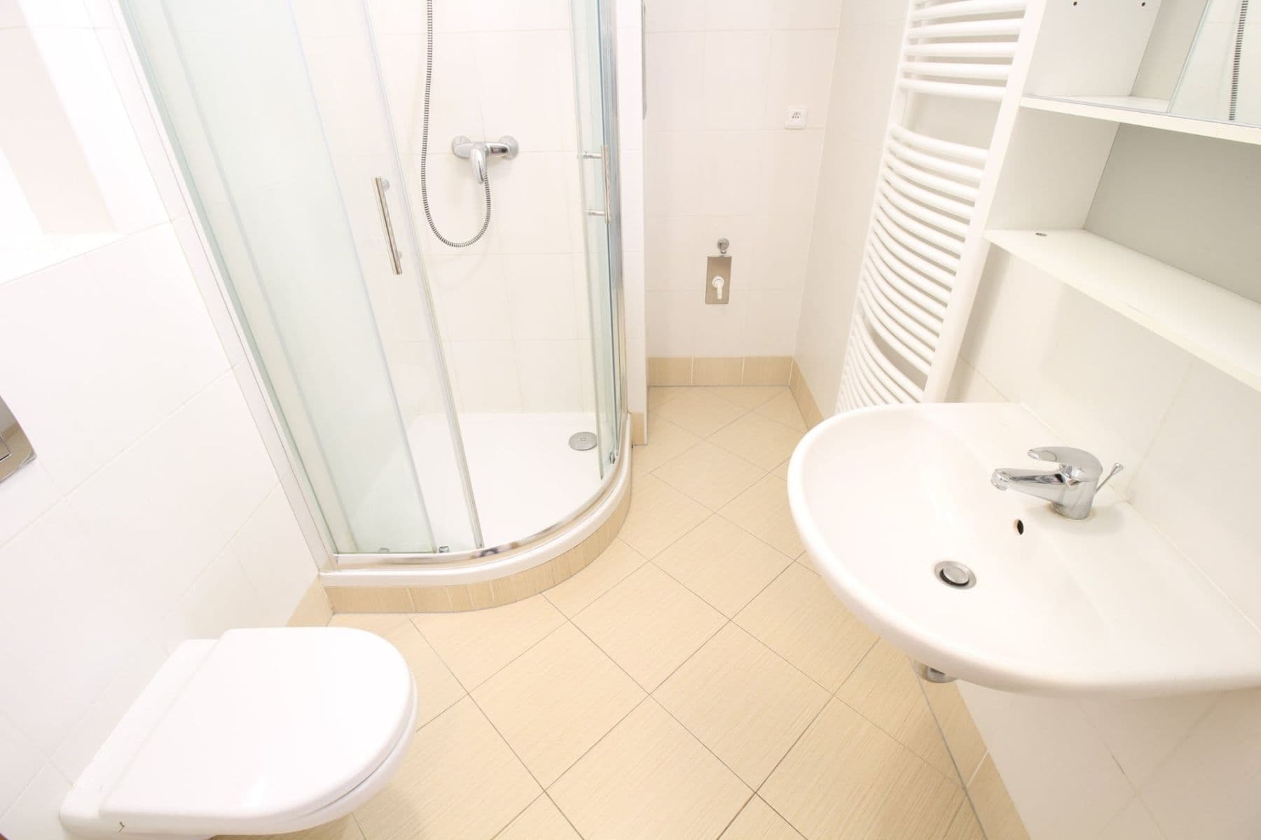 Pronájem bytu 1+kk 30 m², Miroslava Hajna, Praha, Praha Pronájem bytu 1+kk 30 m², Miroslava Hajna, Praha, Praha