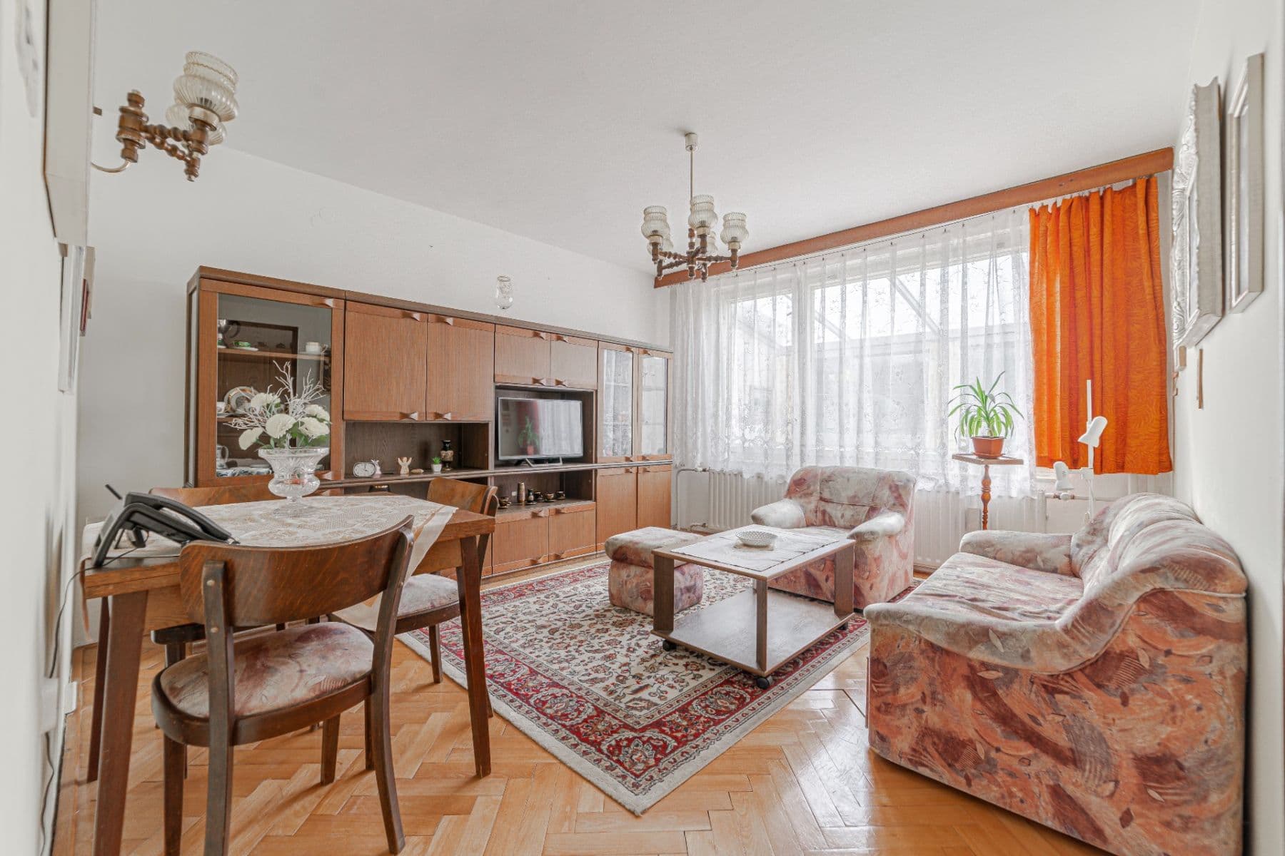 Prodej domu 73 m², pozemek 300 m², Šafaříkova, Valašské Meziříčí, Zlínský kraj Prodej domu 73 m², pozemek 300 m², Šafaříkova, Valašské Meziříčí, Zlínský kraj