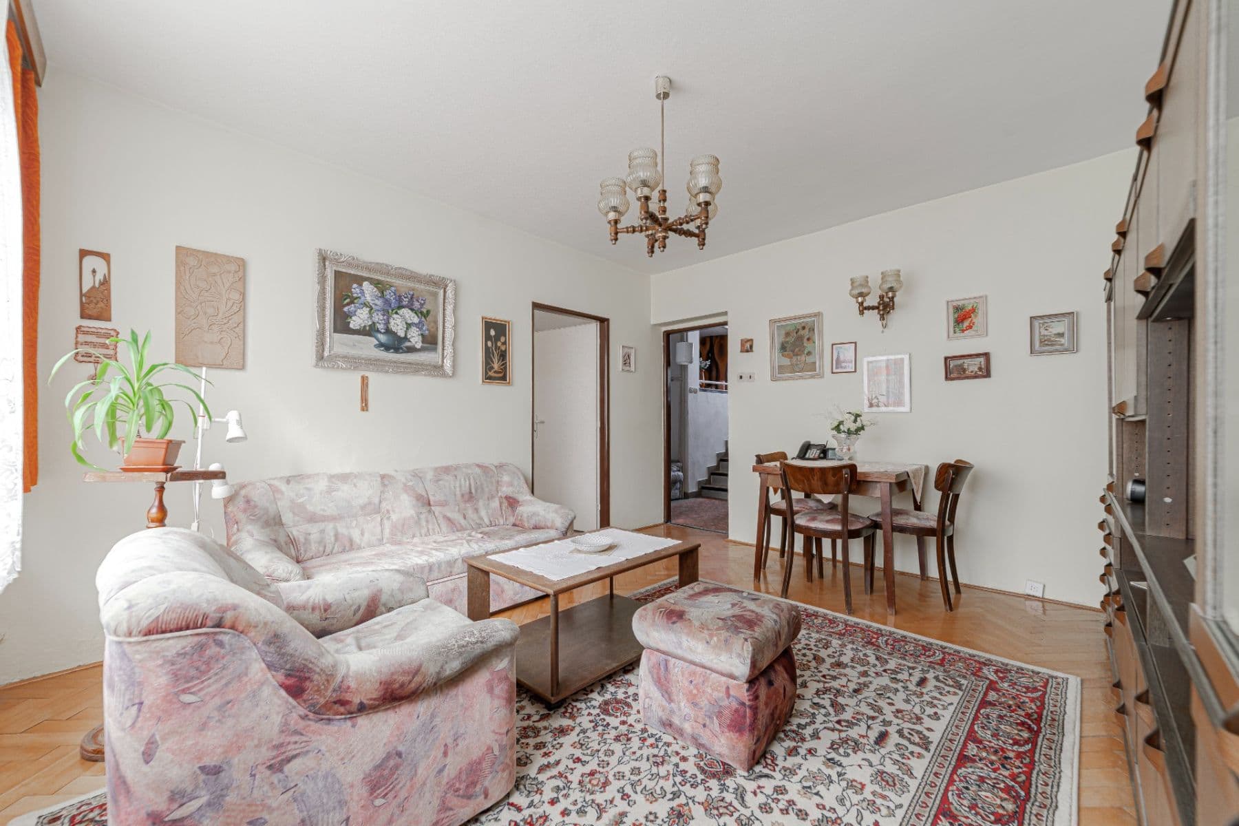 Prodej domu 73 m², pozemek 300 m², Šafaříkova, Valašské Meziříčí, Zlínský kraj Prodej domu 73 m², pozemek 300 m², Šafaříkova, Valašské Meziříčí, Zlínský kraj