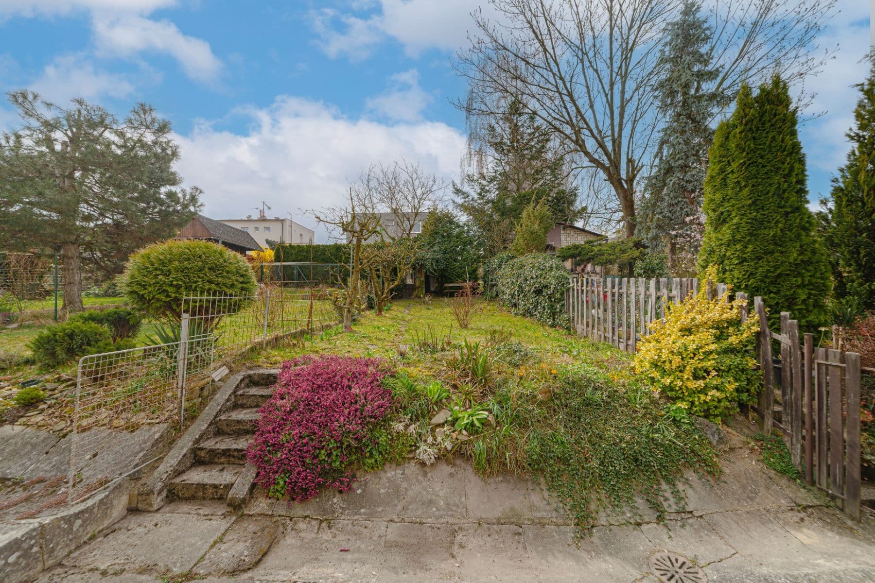 Prodej domu 73 m², pozemek 300 m², Šafaříkova, Valašské Meziříčí, Zlínský kraj Prodej domu 73 m², pozemek 300 m², Šafaříkova, Valašské Meziříčí, Zlínský kraj