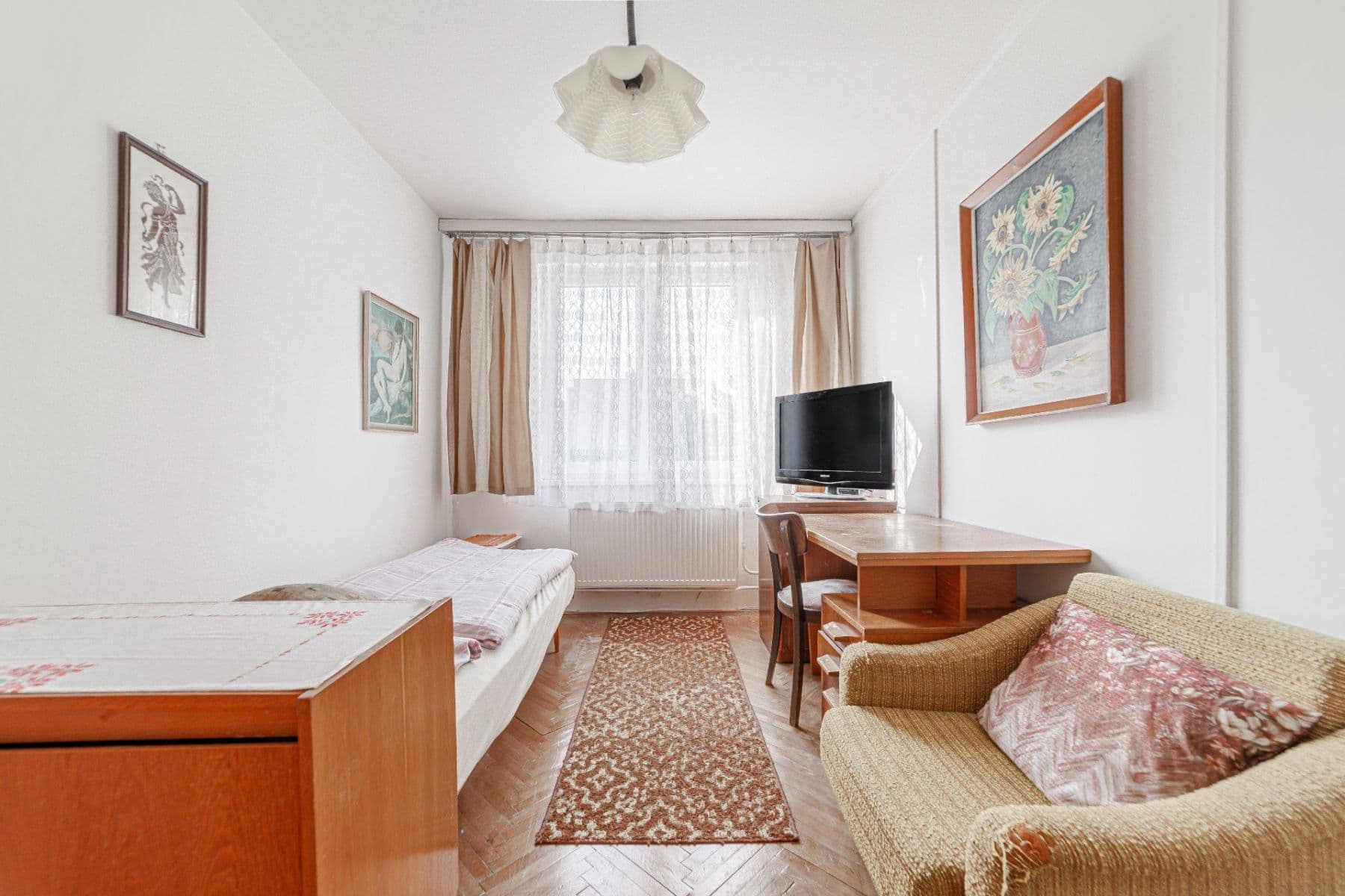 Prodej domu 73 m², pozemek 300 m², Šafaříkova, Valašské Meziříčí, Zlínský kraj Prodej domu 73 m², pozemek 300 m², Šafaříkova, Valašské Meziříčí, Zlínský kraj