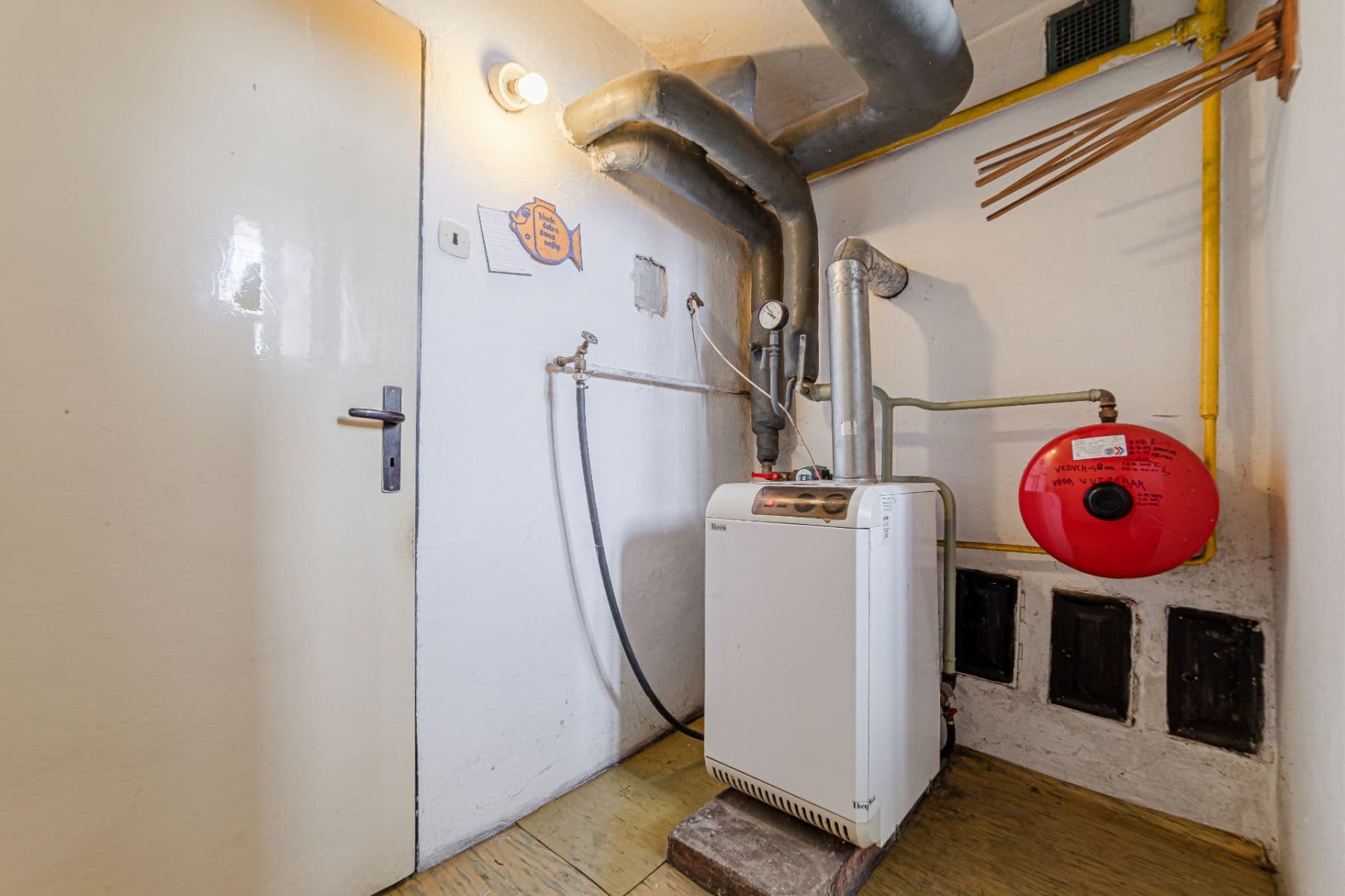 Prodej domu 73 m², pozemek 300 m², Šafaříkova, Valašské Meziříčí, Zlínský kraj Prodej domu 73 m², pozemek 300 m², Šafaříkova, Valašské Meziříčí, Zlínský kraj