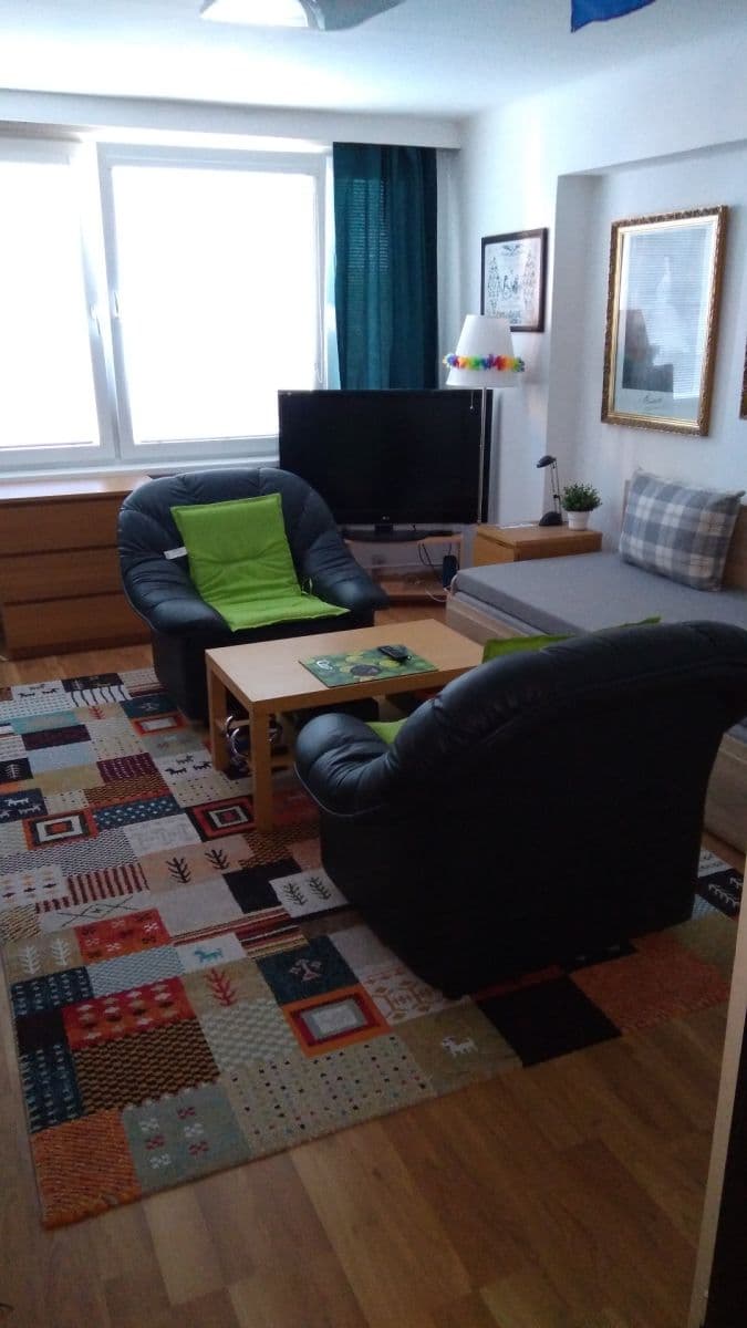 Pronájem bytu 1+kk 25 m², Vokovická, Praha, Praha Pronájem bytu 1+kk 25 m², Vokovická, Praha, Praha