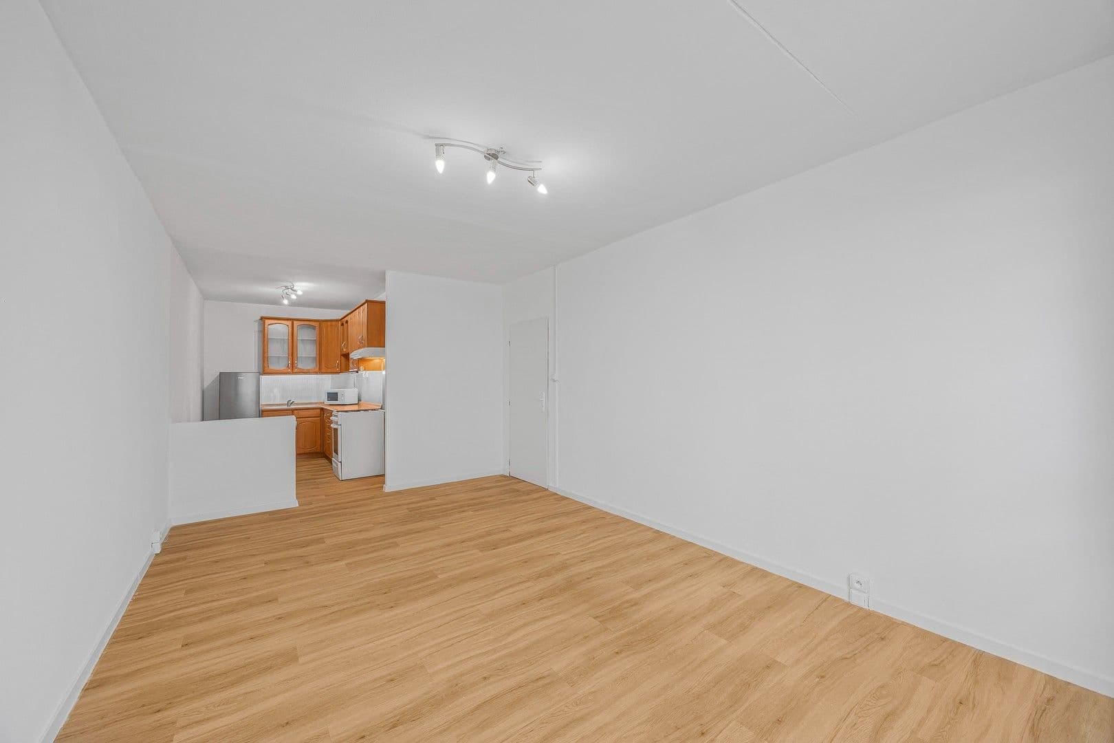 Pronájem bytu 2+kk 49 m², Janovská, Praha, Praha Pronájem bytu 2+kk 49 m², Janovská, Praha, Praha