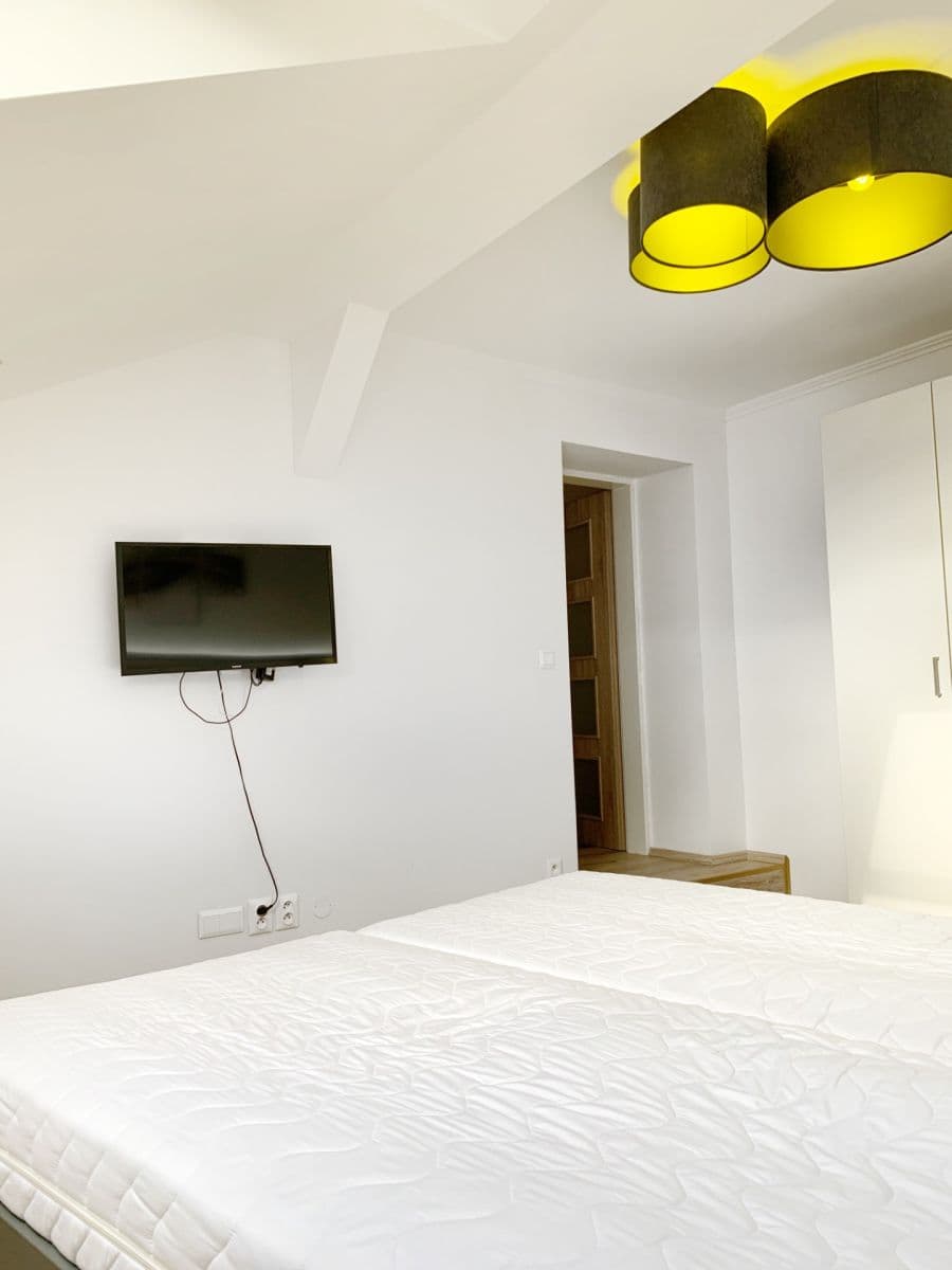 Pronájem bytu 2+kk 41 m², Světova, Praha, Praha Pronájem bytu 2+kk 41 m², Světova, Praha, Praha