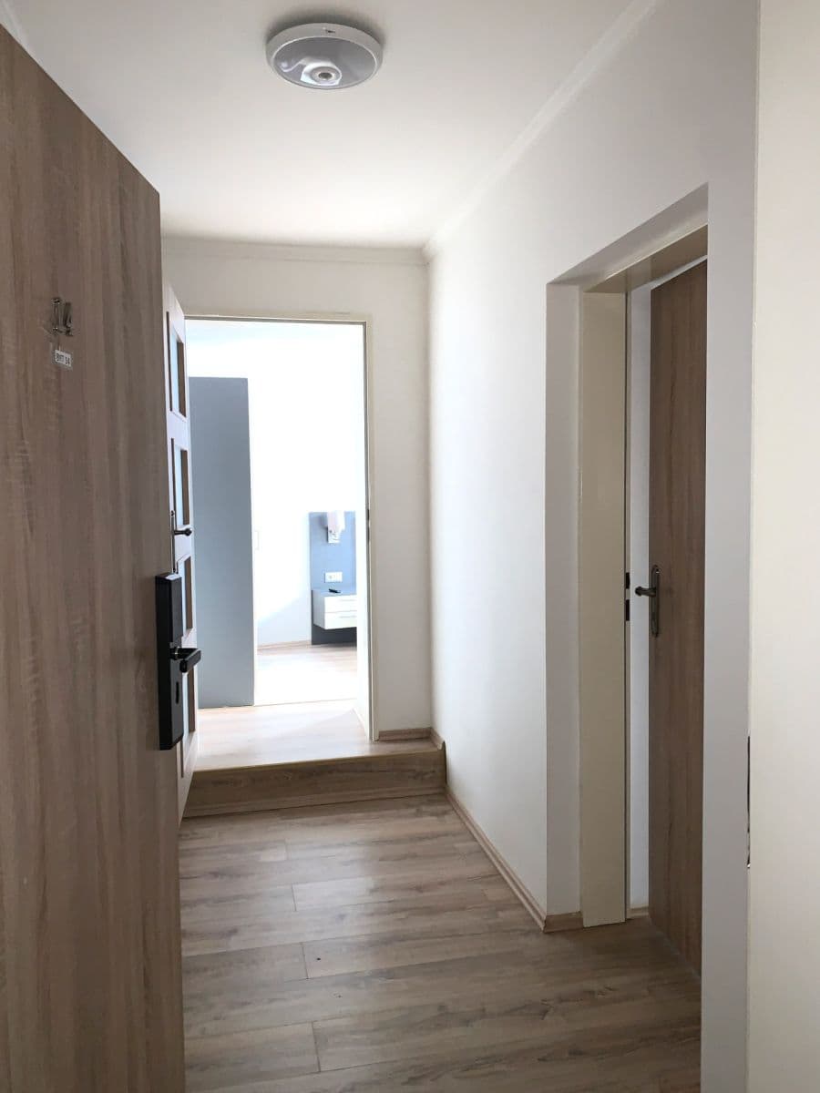 Pronájem bytu 2+kk 41 m², Světova, Praha, Praha Pronájem bytu 2+kk 41 m², Světova, Praha, Praha