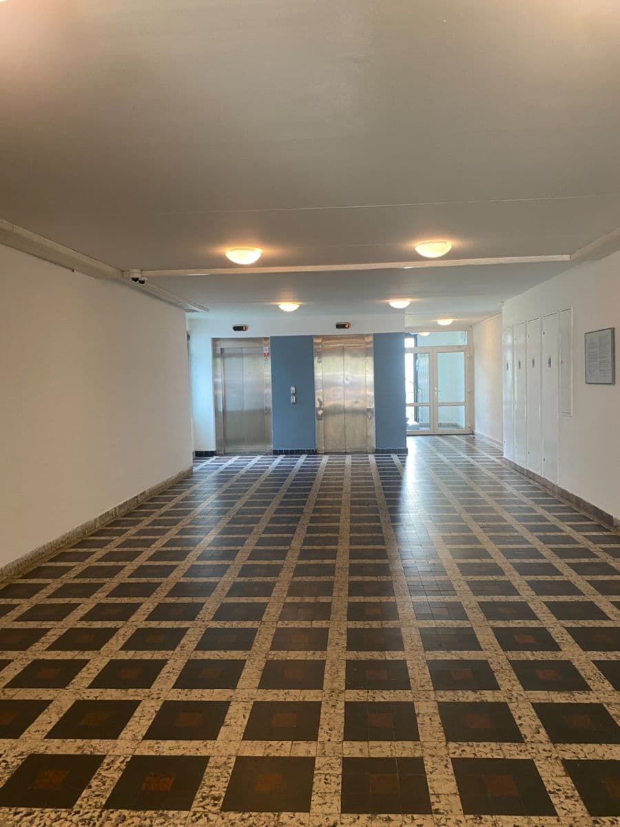 Prodej bytu 4+1 80 m², Hurbanova, Praha, Praha Prodej bytu 4+1 80 m², Hurbanova, Praha, Praha