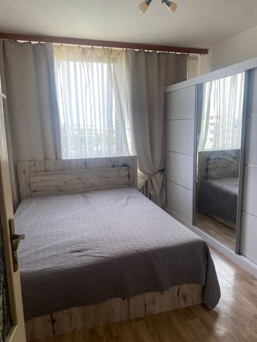 Prodej bytu 4+1 80 m², Hurbanova, Praha, Praha Prodej bytu 4+1 80 m², Hurbanova, Praha, Praha