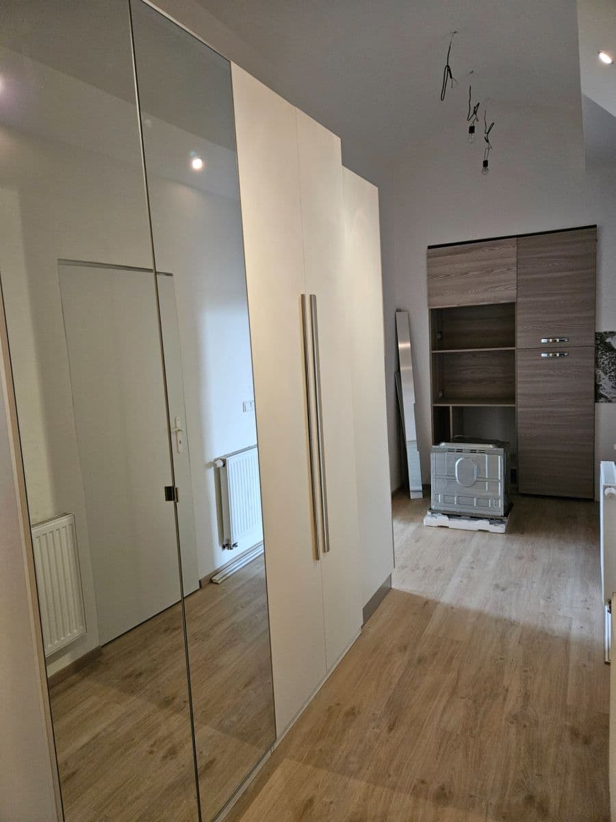 Pronájem bytu 3+1 97 m², Šubertova, Praha, Praha Pronájem bytu 3+1 97 m², Šubertova, Praha, Praha