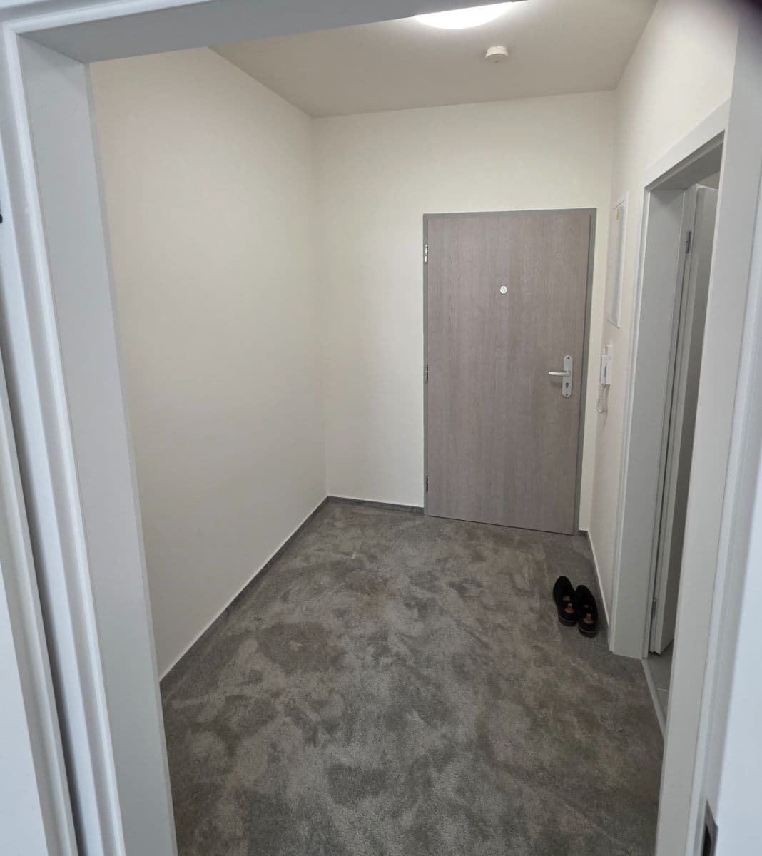 Pronájem bytu 1+kk 34 m², Bukačova, Praha, Praha Pronájem bytu 1+kk 34 m², Bukačova, Praha, Praha
