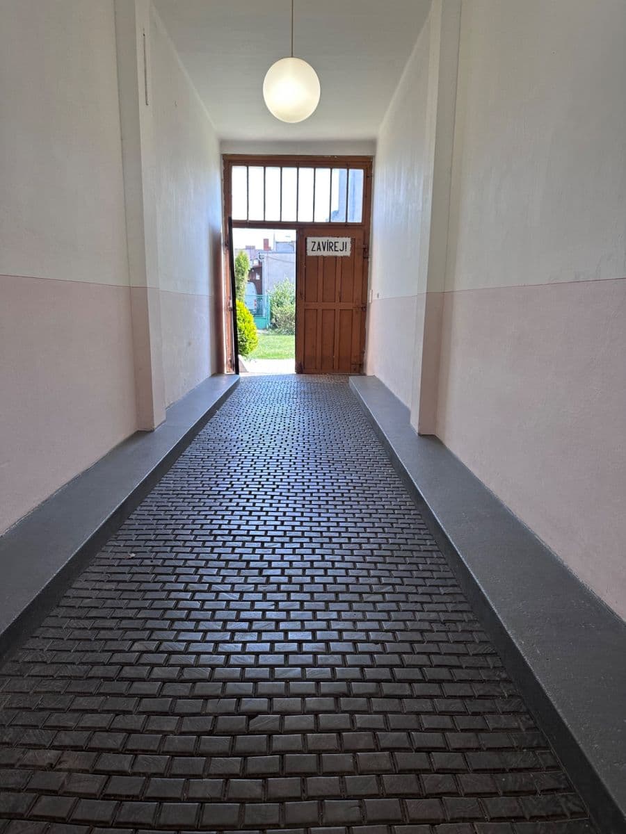 Pronájem bytu 2+kk 51 m², Resslova, Nymburk, Středočeský kraj Pronájem bytu 2+kk 51 m², Resslova, Nymburk, Středočeský kraj