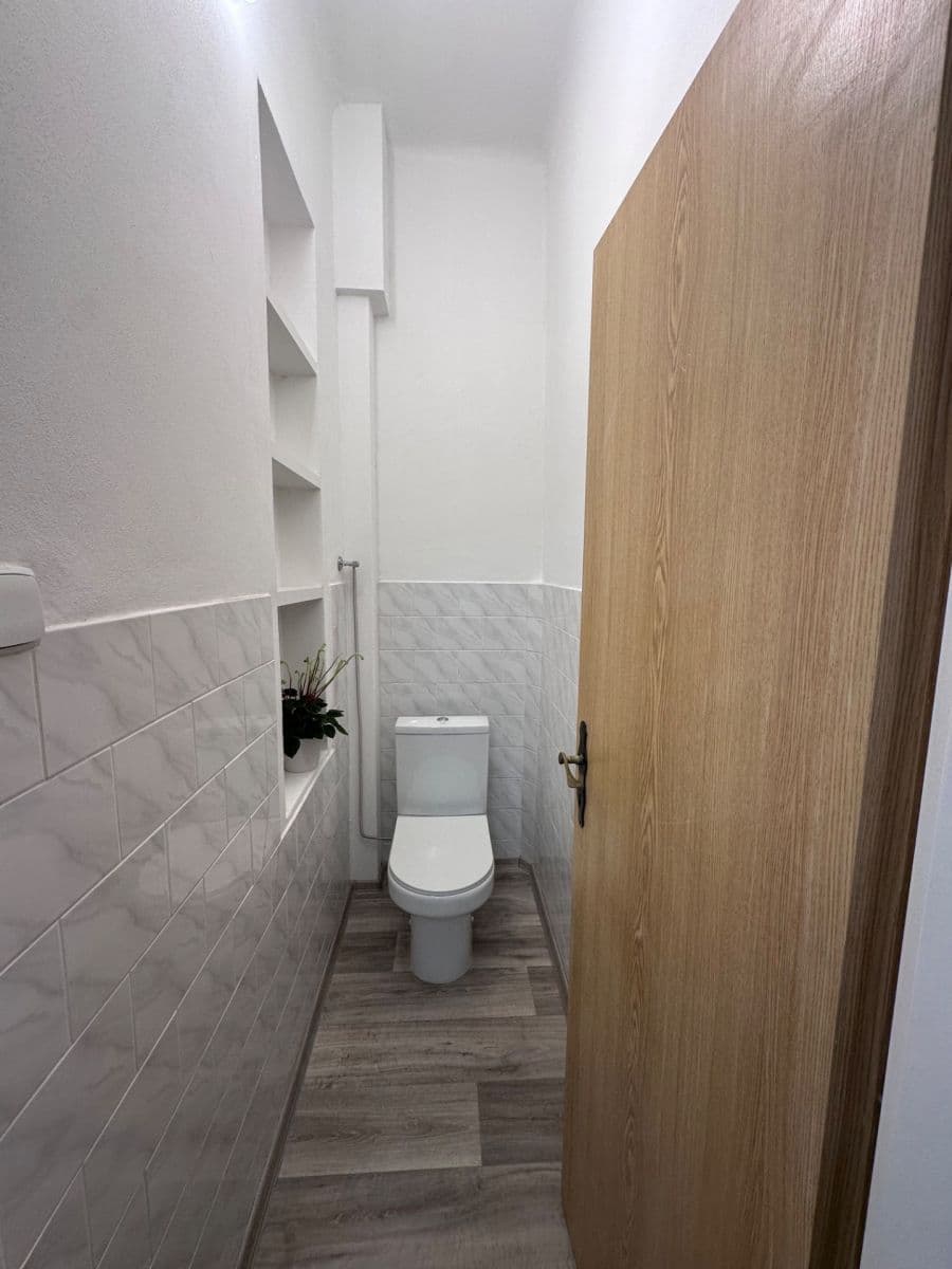 Pronájem bytu 2+kk 51 m², Resslova, Nymburk, Středočeský kraj Pronájem bytu 2+kk 51 m², Resslova, Nymburk, Středočeský kraj