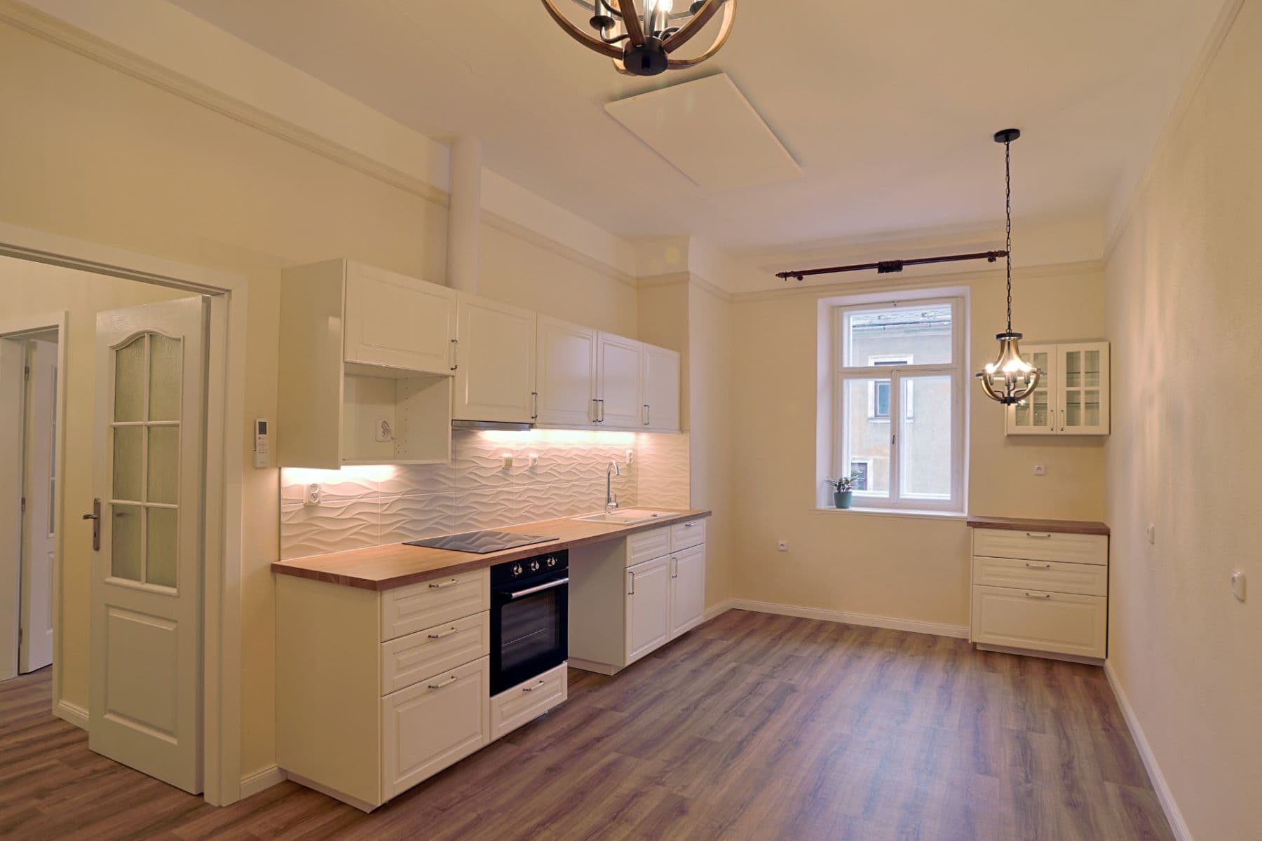 Pronájem bytu 3+kk 73 m², Nové Město na Moravě, Kraj Vysočina Pronájem bytu 3+kk 73 m², Nové Město na Moravě, Kraj Vysočina